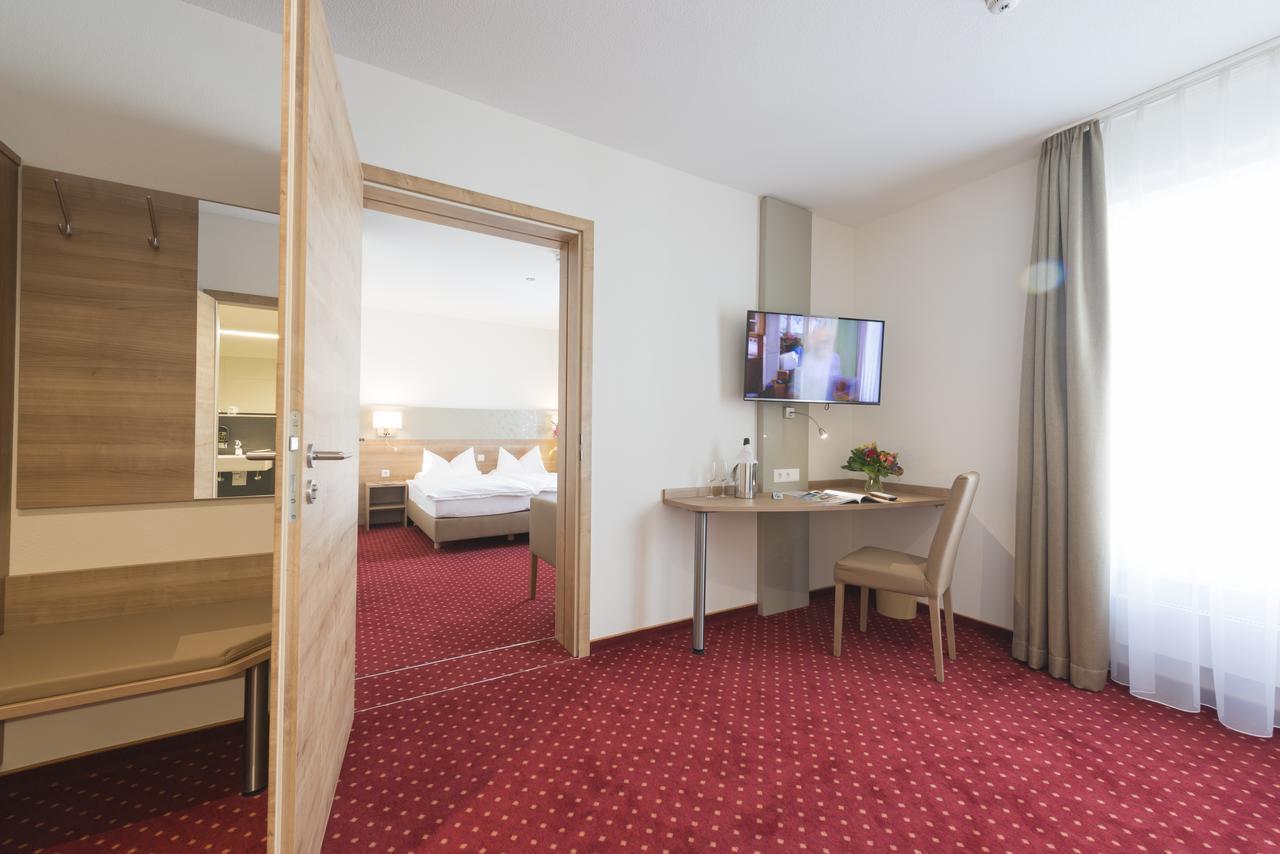 Hotel Restaurant Baeren Isny im Allgäu Esterno foto