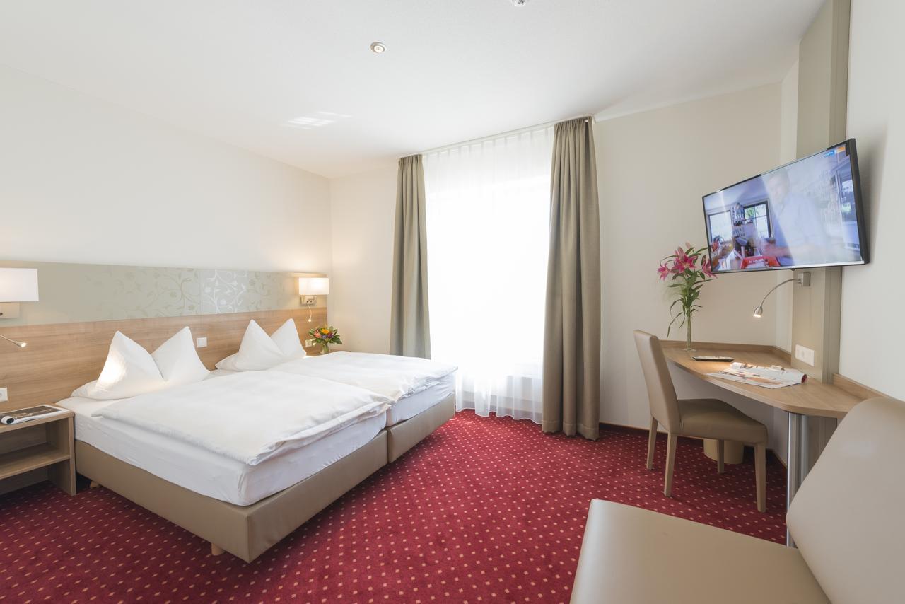 Hotel Restaurant Baeren Isny im Allgäu Esterno foto